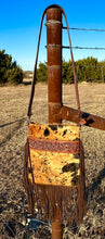 Load image into Gallery viewer, COWHIDE CONCEALED & CARRY HANDBAG 🐮