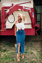 Load image into Gallery viewer, LACE RUFFLED CROP TOP~CREAM☁️