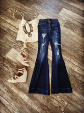 Load image into Gallery viewer, DESTROYED DENIM BELLS~DARK WASH ๐