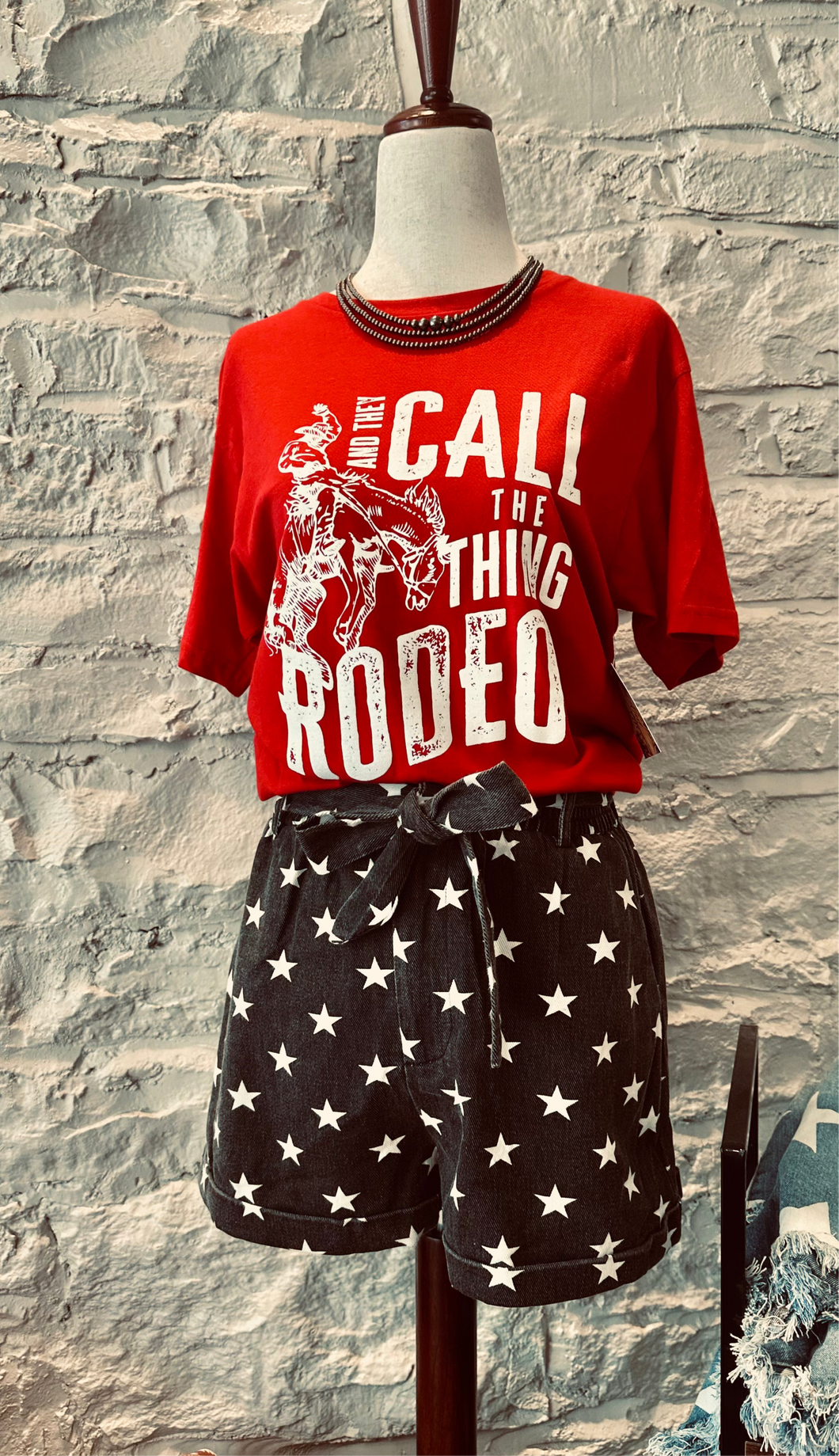 BELTED STAR SHORTS~BLACK ⭐️