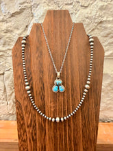 Load image into Gallery viewer, GOLDEN HILLS 3 STONE NECKLACE 🩵
