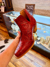 Load image into Gallery viewer, HAND TOOLED BOOTS~RED❤️
