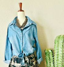 Load image into Gallery viewer, BOOT STITCH DENIM TOP 🤠

