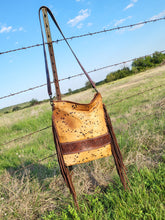 Load image into Gallery viewer, BRANDED HIDE CONCEALED CARRY HANDBAG🔫
