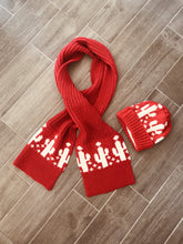 Load image into Gallery viewer, CACTUS BEANIE HAT &amp; SCARF SET~RED🌵❤️
