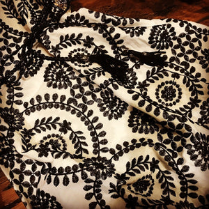 Embroidered lace dress~Black