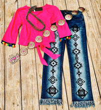 Load image into Gallery viewer, EMBROIDERED AZTEC BOYFRIEND JEANS~DARK WASH💙
