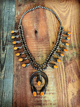 Load image into Gallery viewer, SPINY &amp; STERLING SQUASH BLOSSOM NECKLACE🧡
